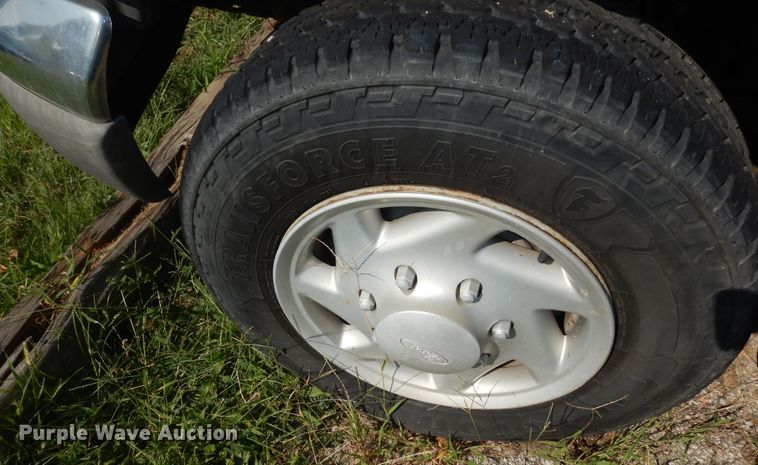 image for item DM3125 2005 Ford E250  van