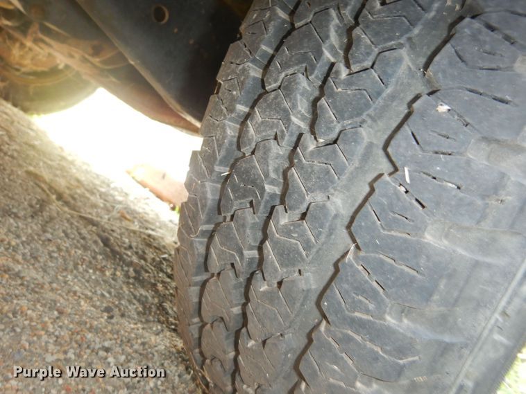 image for item DM3125 2005 Ford E250  van