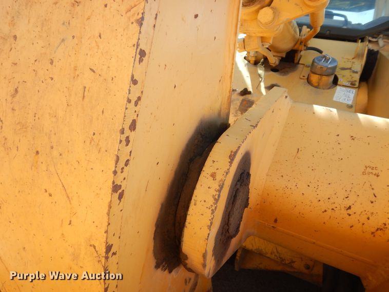 image for item DM3229 2003 Caterpillar 953C  track loader