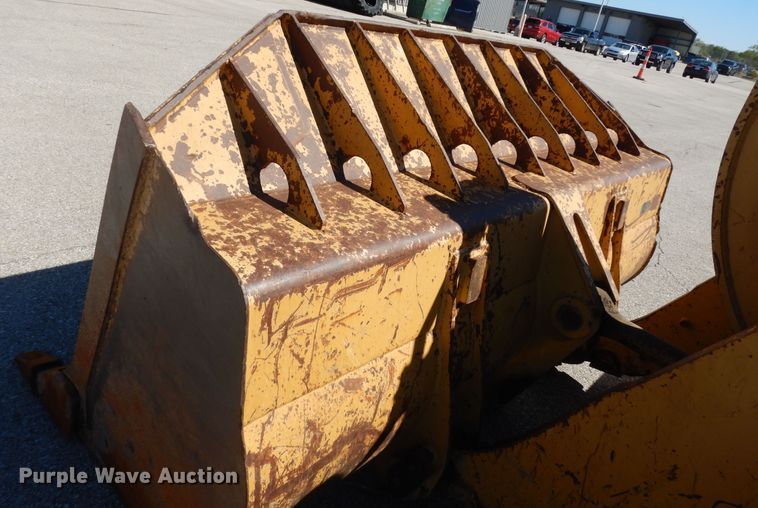 image for item DM3229 2003 Caterpillar 953C  track loader