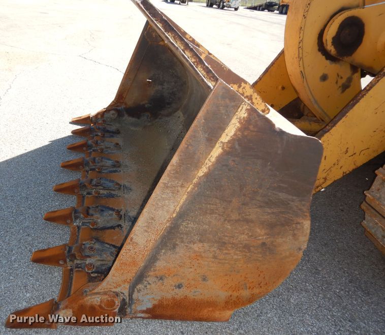 image for item DM3229 2003 Caterpillar 953C  track loader