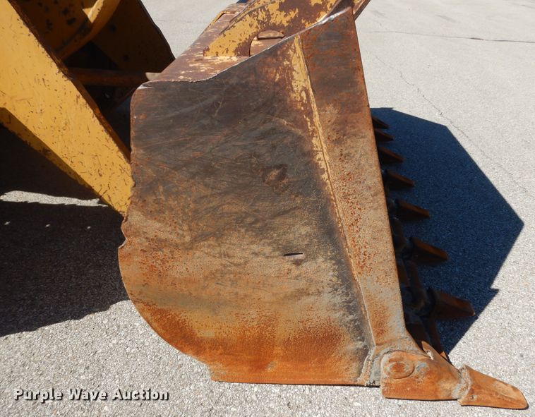 image for item DM3229 2003 Caterpillar 953C  track loader