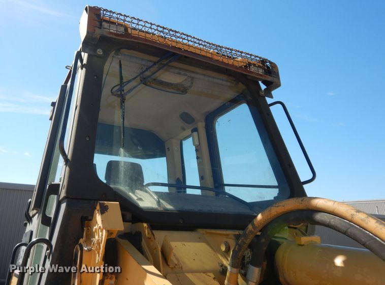 image for item DM3229 2003 Caterpillar 953C  track loader