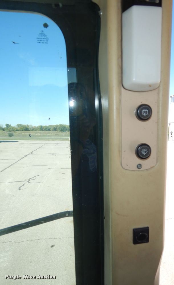 image for item DM3229 2003 Caterpillar 953C  track loader