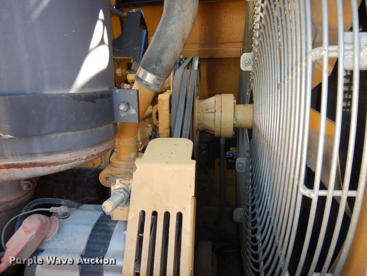 image for item DM3229 2003 Caterpillar 953C  track loader