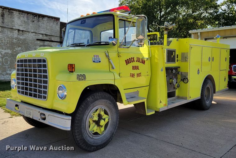 image for item DM8063 1979 Ford F700  pumper fire truck
