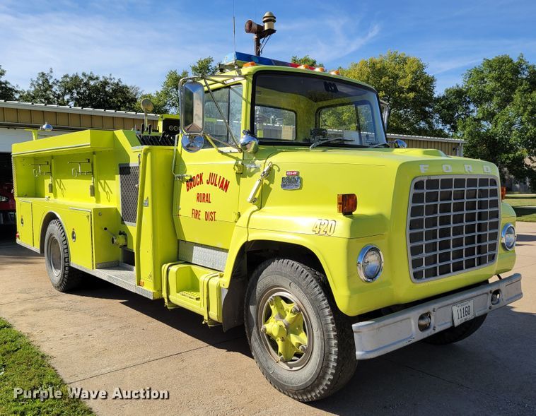 image for item DM8063 1979 Ford F700  pumper fire truck