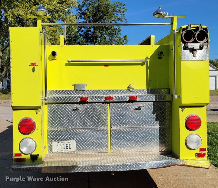 image for item DM8063 1979 Ford F700  pumper fire truck