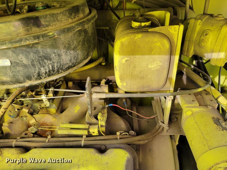 image for item DM8063 1979 Ford F700  pumper fire truck