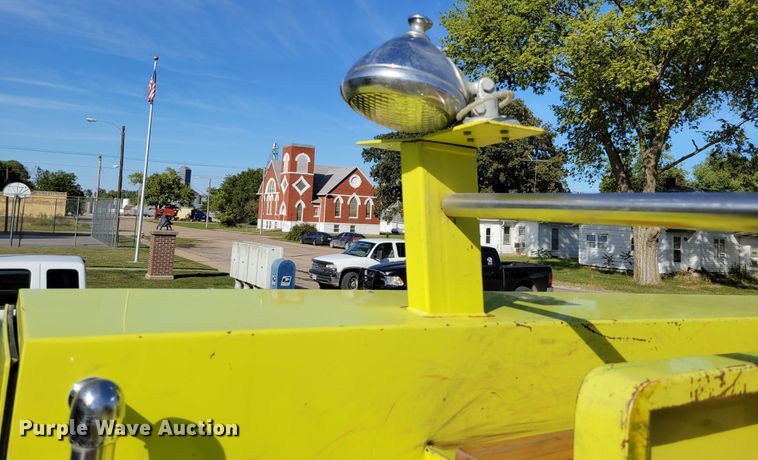 image for item DM8063 1979 Ford F700  pumper fire truck