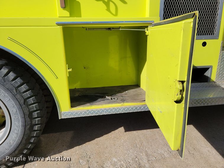image for item DM8063 1979 Ford F700  pumper fire truck