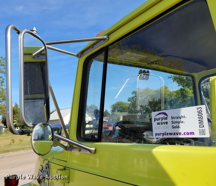 image for item DM8063 1979 Ford F700  pumper fire truck