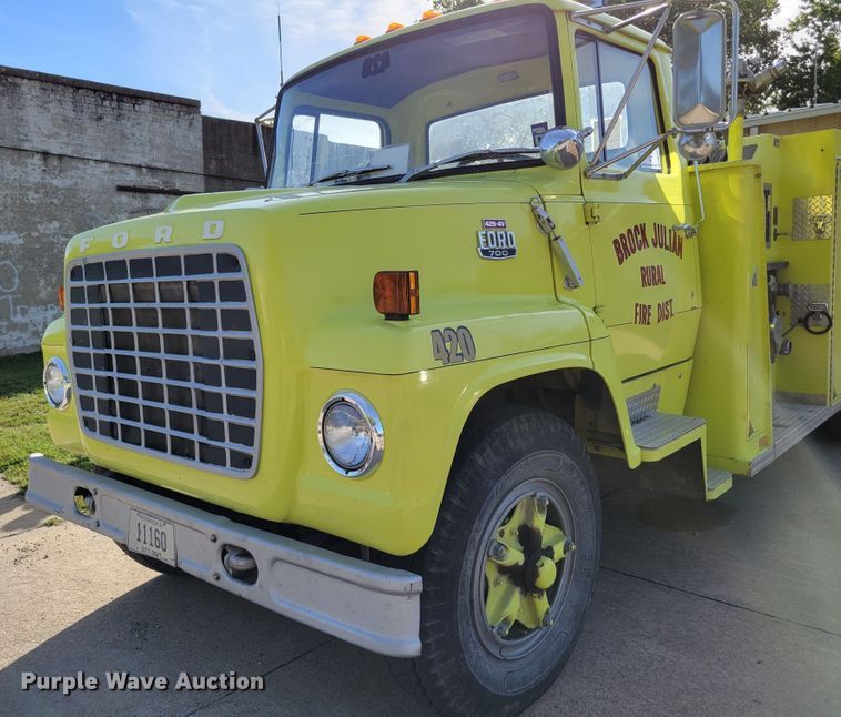 image for item DM8063 1979 Ford F700  pumper fire truck
