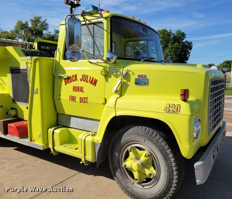image for item DM8063 1979 Ford F700  pumper fire truck