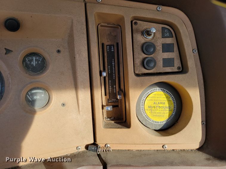 image for item DM8063 1979 Ford F700  pumper fire truck