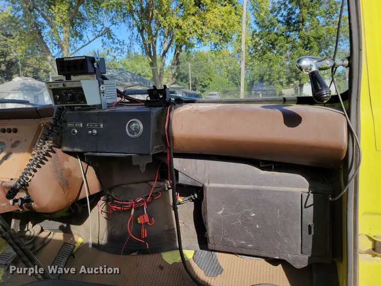 image for item DM8063 1979 Ford F700  pumper fire truck