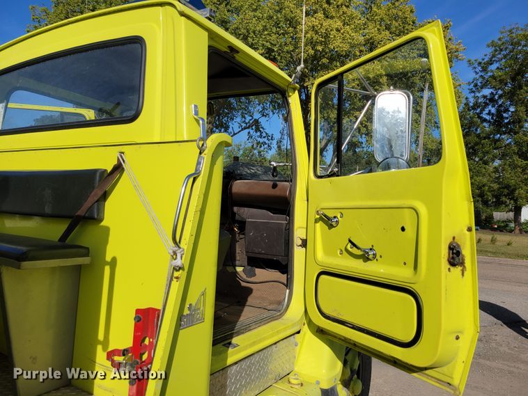image for item DM8063 1979 Ford F700  pumper fire truck