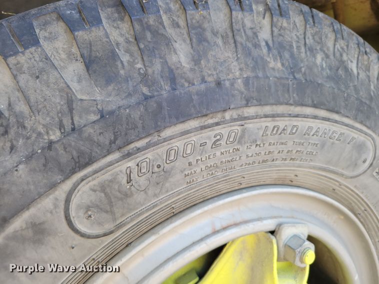 image for item DM8063 1979 Ford F700  pumper fire truck