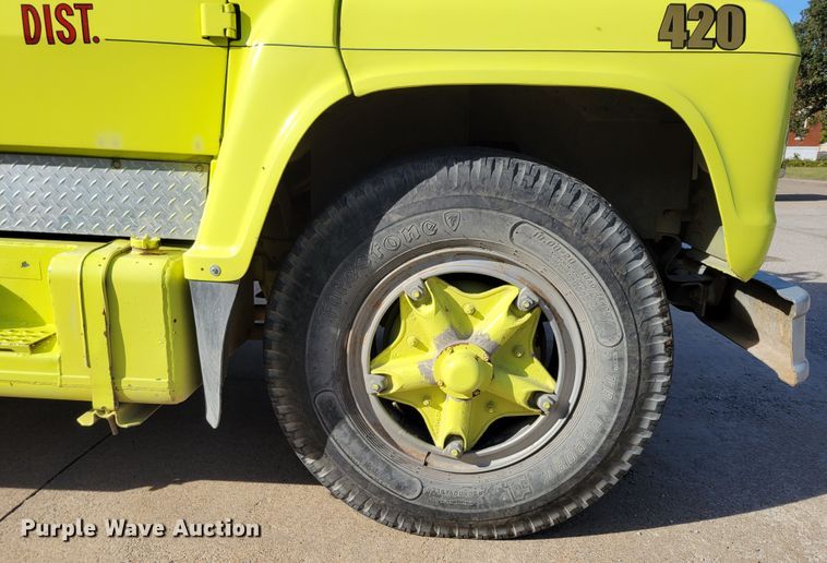 image for item DM8063 1979 Ford F700  pumper fire truck