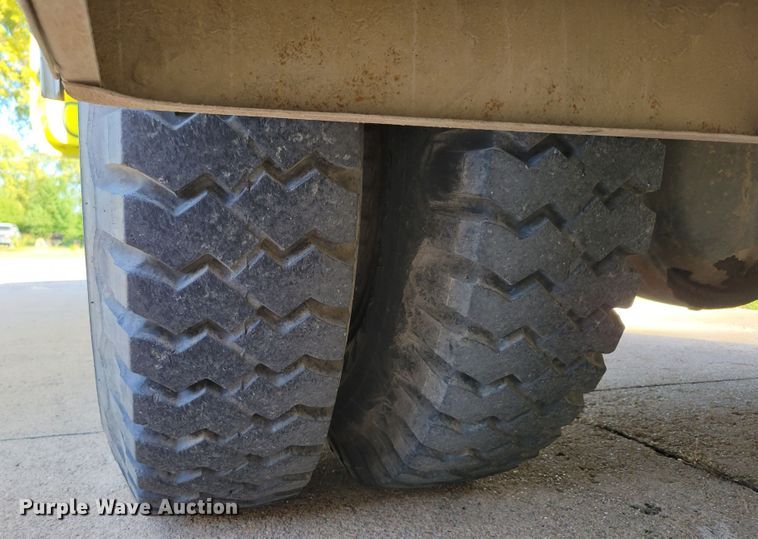 image for item DM8063 1979 Ford F700  pumper fire truck