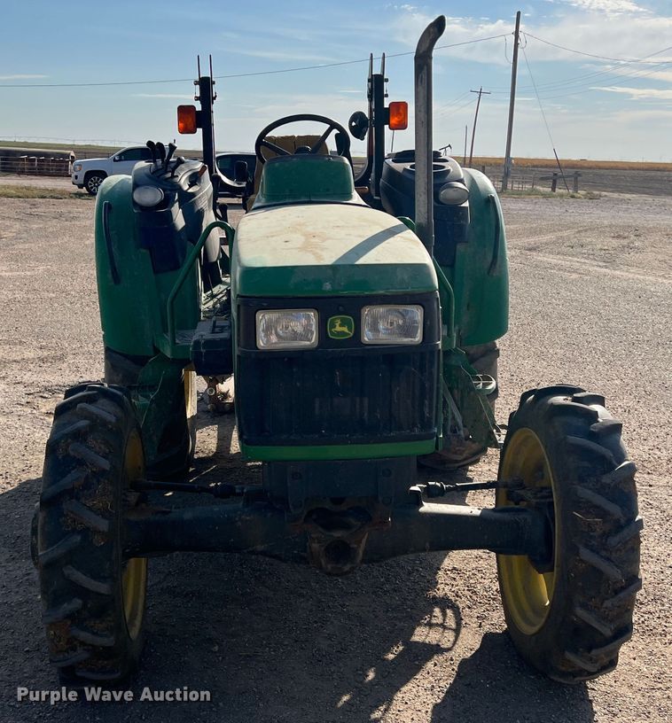 image for item DO8743 2004 John Deere 5220  MFWD tractor