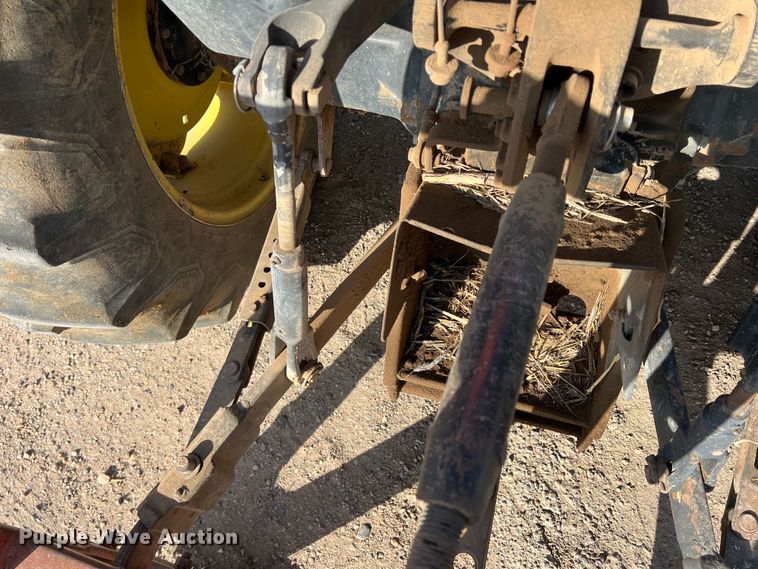 image for item DO8743 2004 John Deere 5220  MFWD tractor