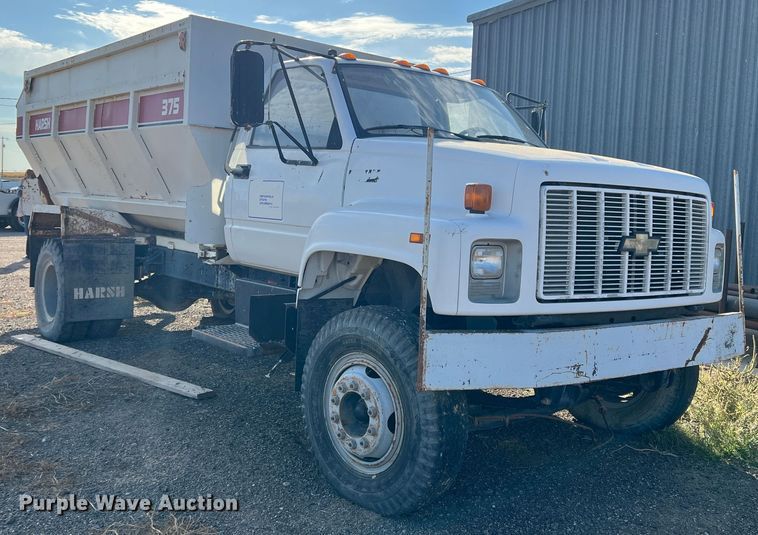 image for item DO8745 1992 Chevrolet Kodiak C5500  feed mixer truck