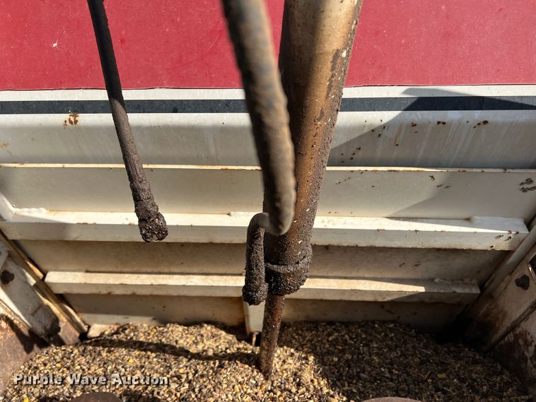 image for item DO8745 1992 Chevrolet Kodiak C5500  feed mixer truck