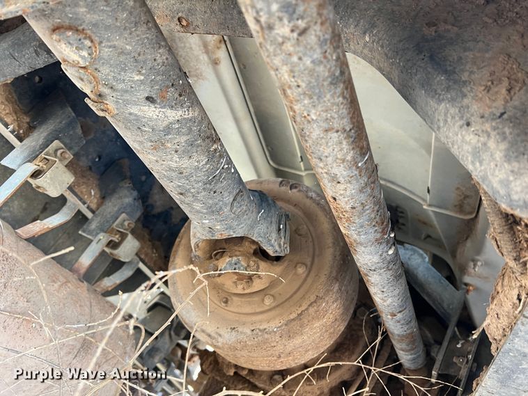 image for item DO8745 1992 Chevrolet Kodiak C5500  feed mixer truck