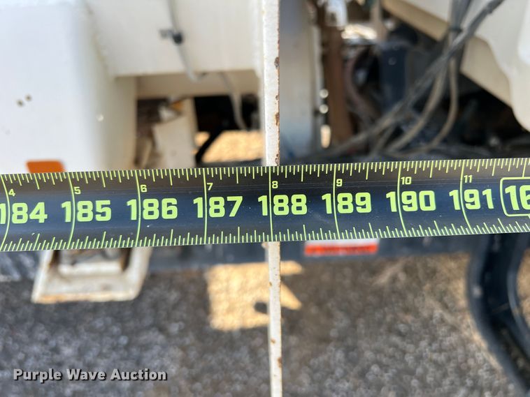 image for item DO8745 1992 Chevrolet Kodiak C5500  feed mixer truck