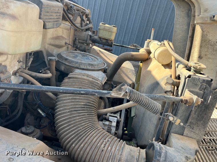 image for item DO8745 1992 Chevrolet Kodiak C5500  feed mixer truck