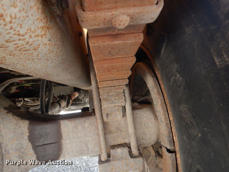 image for item DP0342 2005 International 7400  dump truck