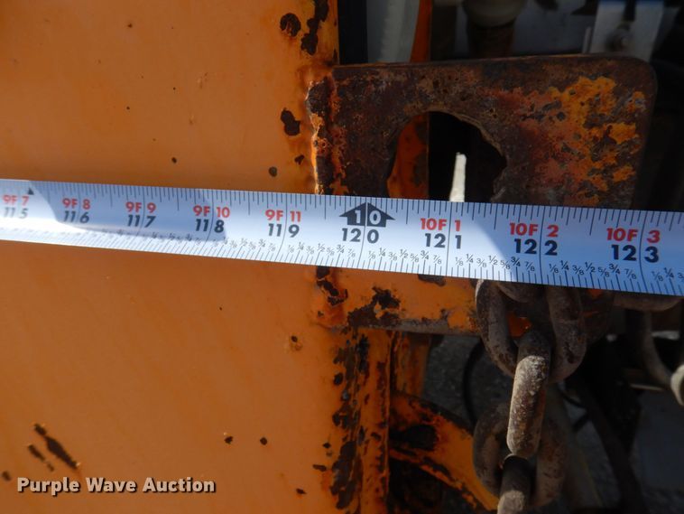 image for item DP0342 2005 International 7400  dump truck