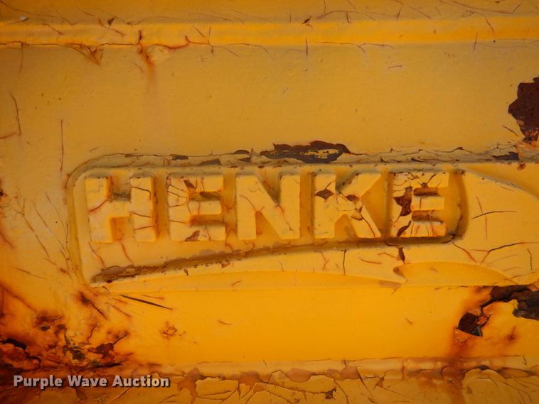 image for item DP0342 2005 International 7400  dump truck