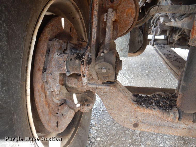 image for item DP0347 2006 International 7400  dump truck