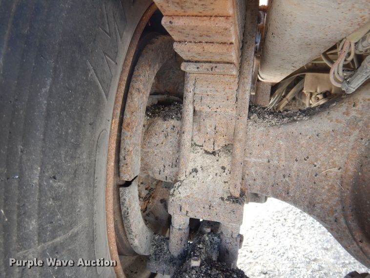 image for item DP0347 2006 International 7400  dump truck