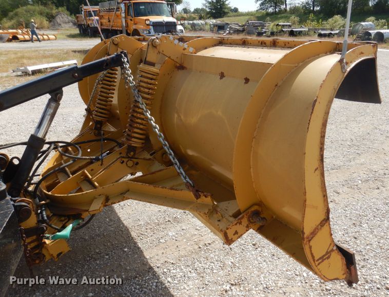 image for item DP0347 2006 International 7400  dump truck