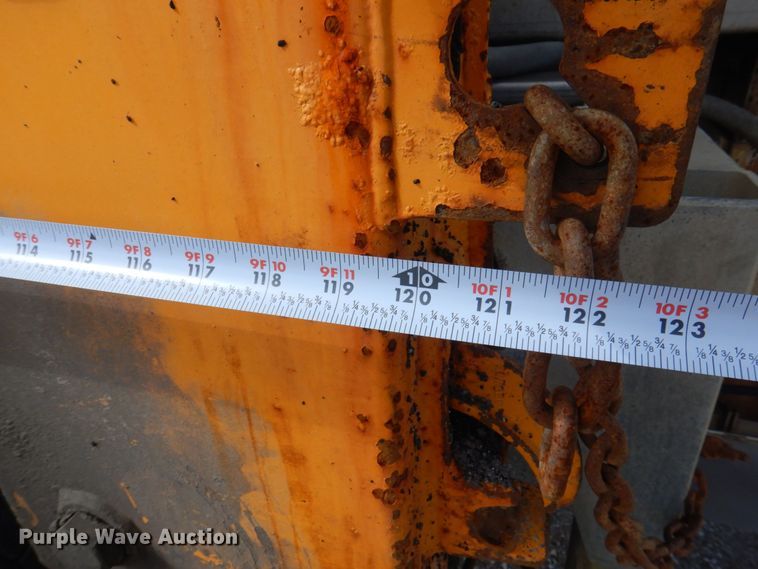 image for item DP0347 2006 International 7400  dump truck