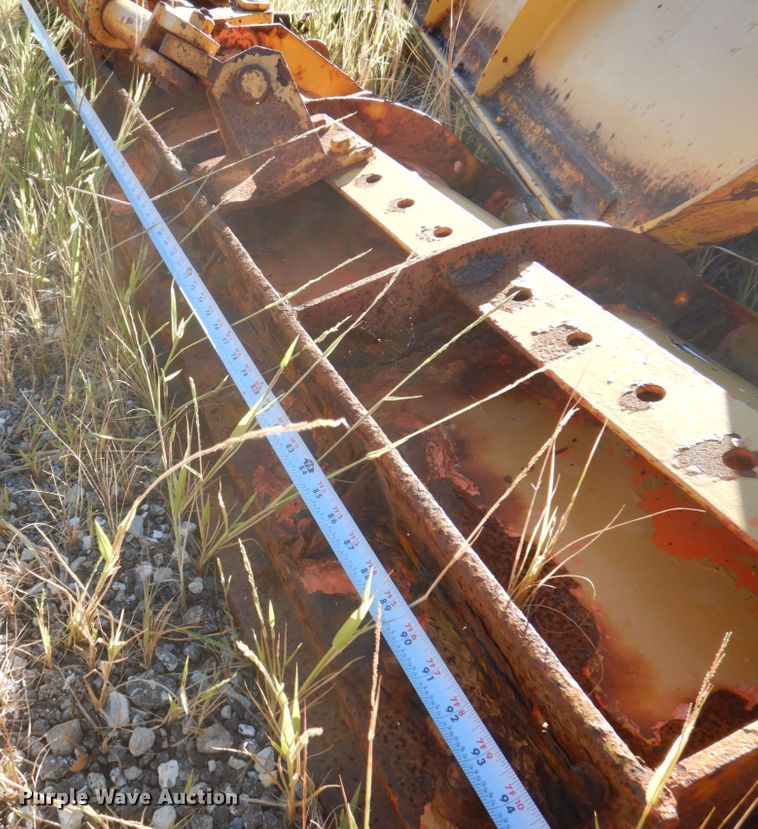 image for item DP0347 2006 International 7400  dump truck