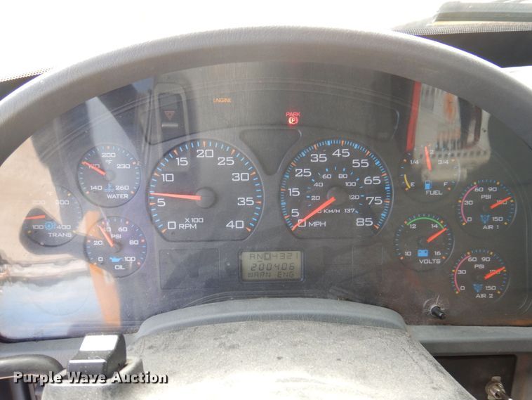 image for item DP0347 2006 International 7400  dump truck