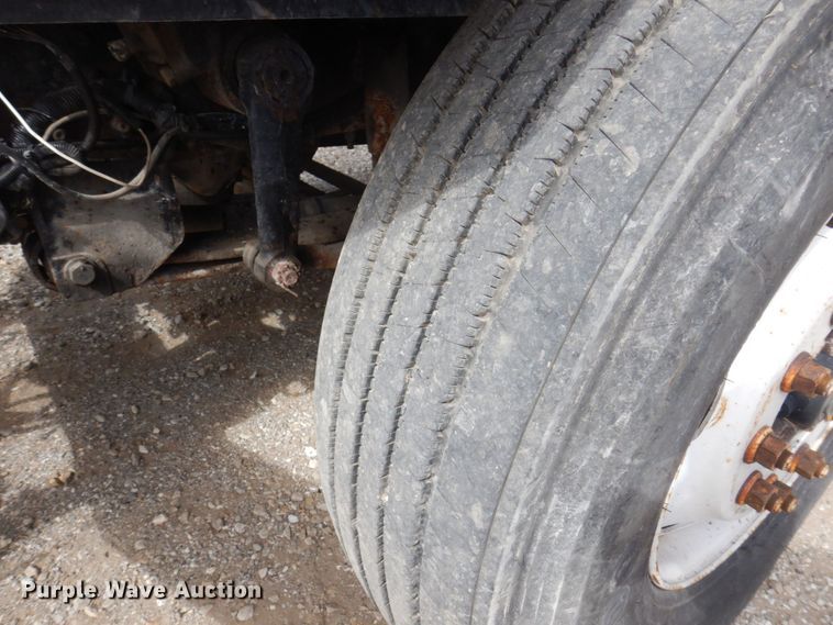 image for item DP0347 2006 International 7400  dump truck