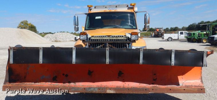 image for item DP0348 2003 International 7400  Crew Cab dump truck
