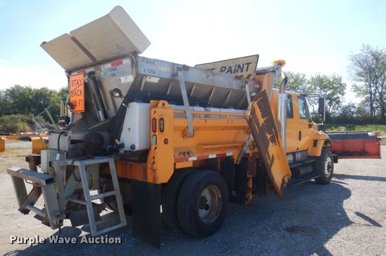 image for item DP0348 2003 International 7400  Crew Cab dump truck