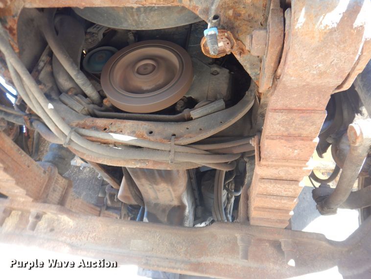 image for item DP0348 2003 International 7400  Crew Cab dump truck