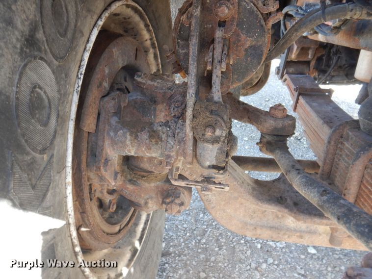 image for item DP0348 2003 International 7400  Crew Cab dump truck