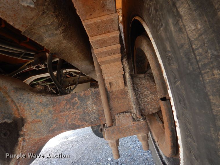 image for item DP0348 2003 International 7400  Crew Cab dump truck