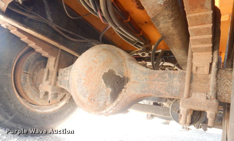 image for item DP0348 2003 International 7400  Crew Cab dump truck