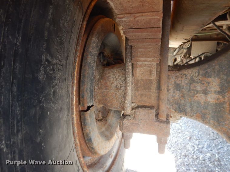 image for item DP0348 2003 International 7400  Crew Cab dump truck