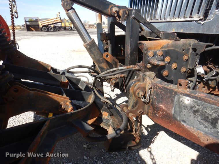 image for item DP0348 2003 International 7400  Crew Cab dump truck