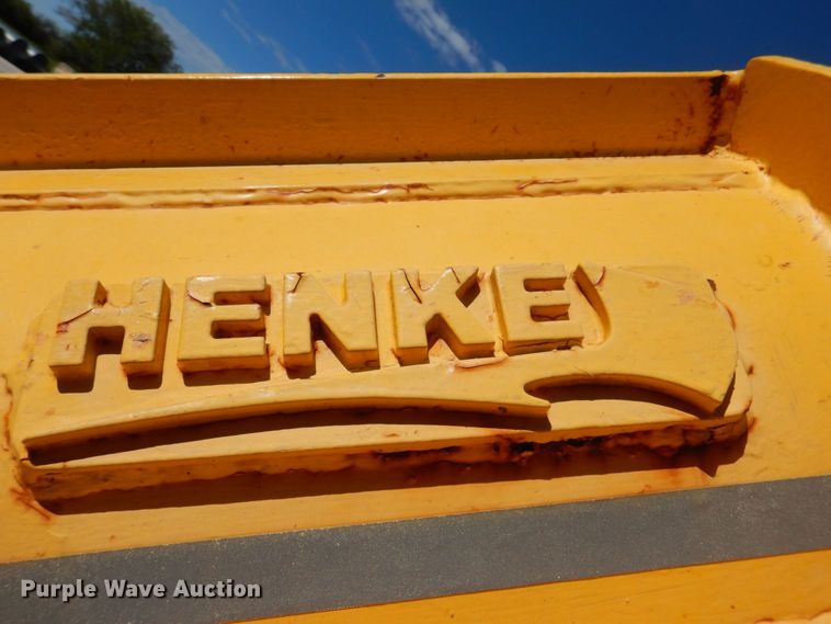 image for item DP0348 2003 International 7400  Crew Cab dump truck